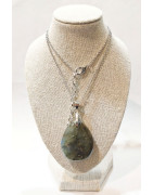 Pendentif Labradorite Goutte 3 cm avec Chaîne Acier Inox 40 + 5 cm
