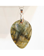 Pendentif Labradorite Amande avec Chaîne Acier Inox 42 + 7 cm