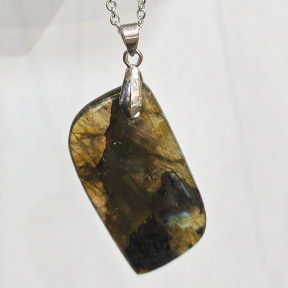 Pendentif Labradorite Rectangle 5 cm sur Chaîne Acier Inox 40 + 7 cm