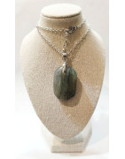 Pendentif Labradorite Rectangle 3 cm sur Chaîne Acier Inox 40 + 7 cm