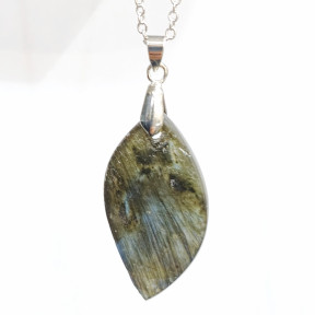 Pendentif Labradorite Pierre Roulée 4 cm " Plume" sur Chaîne Acier Inox  40 + 6 cm