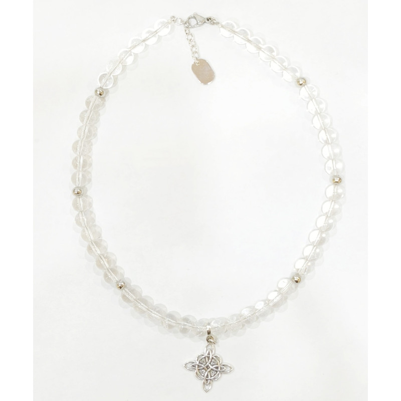 Collier Cristal de Roche Pierre de 8mm avec Pendentif Nœud de Sorcières et Inserts 42 + 4 cm