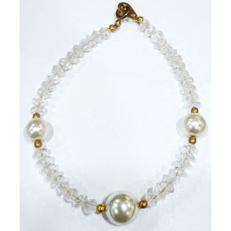 Bracelet Cristal de Roche et Perle de Majorque 8 et 10mm Pierres facettées 4mm avec Fermoir Doré 18 cm