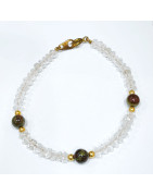 Bracelet Cristal de Roche Pierres de 4mm Facettées et Jaspe Sang de Dragon 6mm avec Fermoir Doré 18 cm