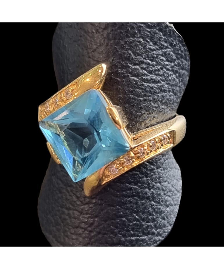 Bague Topaze bleue argent 925 plaqué or Taille 59