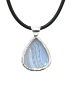 Pendentif Calcédoine Goutte avec Cordon Caoutchouc Argent 925