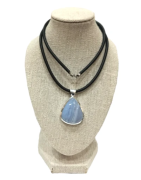 Pendentif Calcédoine Goutte avec Cordon Caoutchouc Argent 925