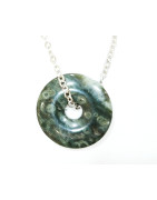Pendentif Jaspe Océan Vert Foncé Donut 2 cm sur Chaîne Acier 44 cm