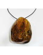 Pendentif Ambre Baltique Brute Polie 5X3.5 cm sur Cordon Réglable