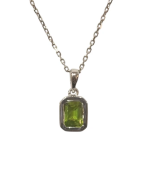 Pendentif Péridot Rectangulaire Facetté avec Chaîne 40+3cm Argent 925