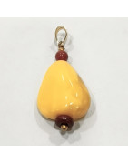 Pendentif Ambre Miel et Jaspe Rouge Avec Chaîne Plaquée Or 44 cm