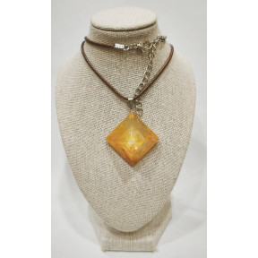 Pendentif Quartz Hématoïde Pyramide 3cm sur Cordon Simili Marron 42 + 5 cm