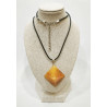 Pendentif Quartz Hématoïde Pyramide 3 cm sur Cordon Simili Noir 42 + 5 cm