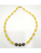 Collier Jade Jaune 8mm Hématite 10mm et Cristal de Roche Fermoir Doré 40 cm