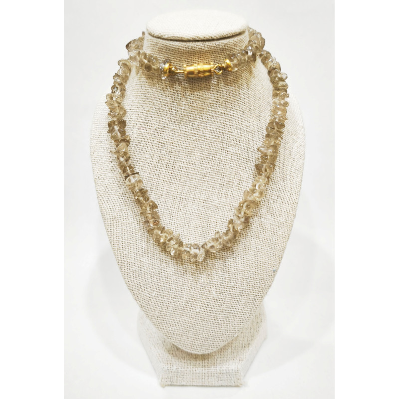 Collier Cristal de Roche Baroque Fermoir Doré à Vis 44 cm
