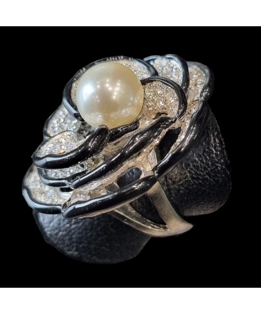 Bague Bakélite Perles de Majorque & Zirconium Métal rhodié Taille 53