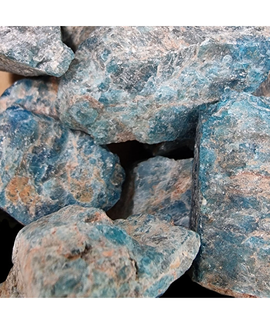 Pierre brute Apatite bleue (s)