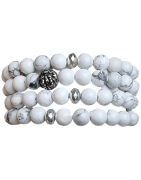 Bracelet Howlite avec breloques pierres rondes 8mm