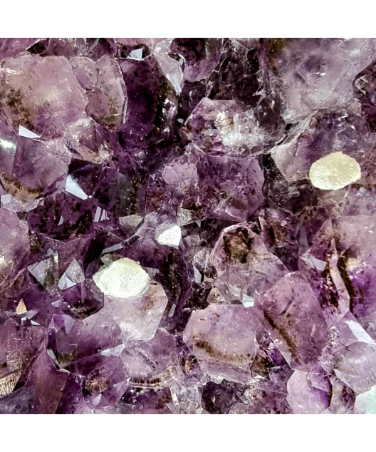 Géode Améthyste avec cristaux de Calcite