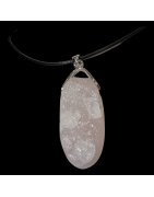 Pendentif Quartz rose sur cordon