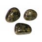 Pierre roulée Epidote
