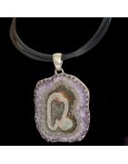 Pendentif Améthyste sur cordon silicone