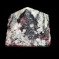 Pyramide pm Eudialyte