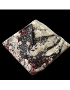 Pyramide pm Eudialyte
