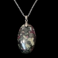 Pendentif Eudialyte avec chaîne