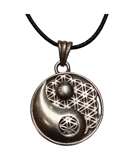 Pendentif Yin & Yang Métal argenté sur cordon