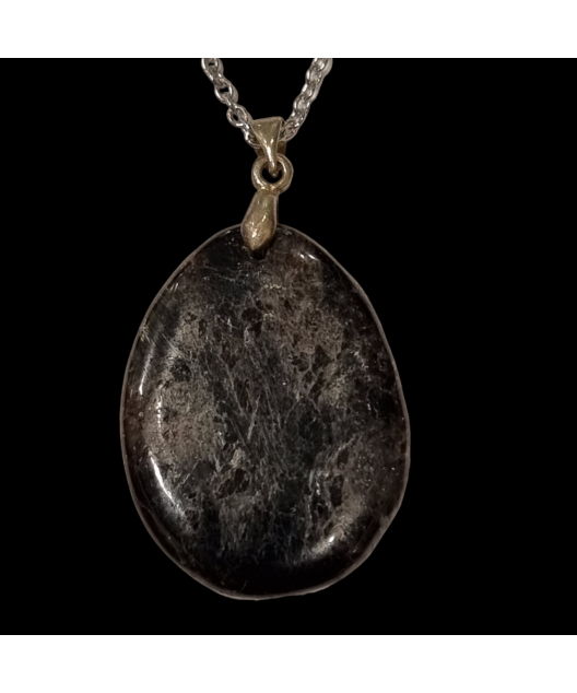 Pendentif Hypersthène sur chaîne