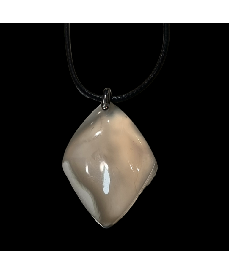 Pendentif Agate blanche étoilée triangulaire sur cordon