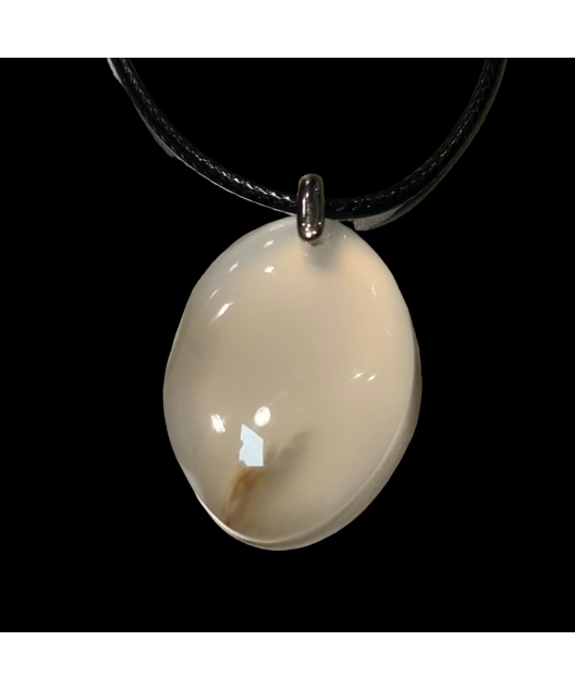 Pendentif Agate blanche étoilée ovale sur cordon
