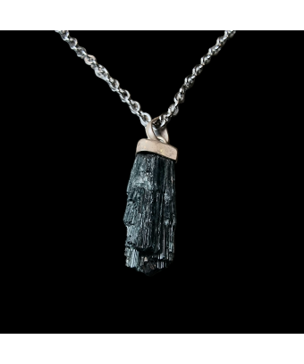 Pendentif Epidote verte sur chaîne