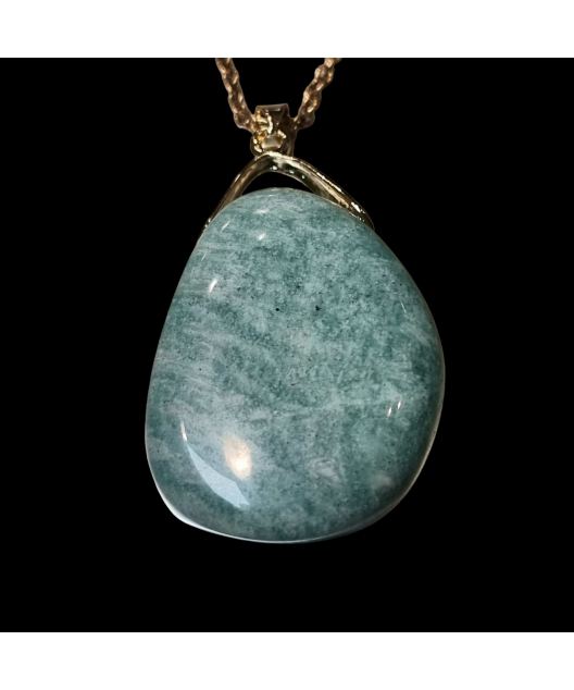 Pendentif Amazonite sur chaîne dorée