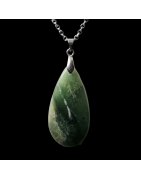 Pendentif Serpentine goutte avec chaîne