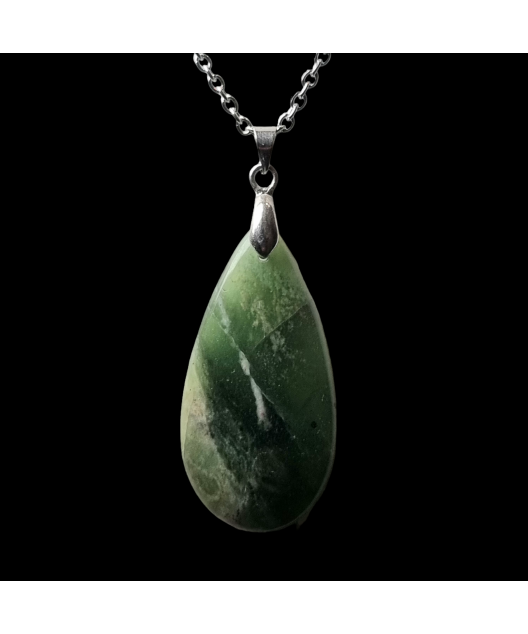 Pendentif Serpentine goutte avec chaîne