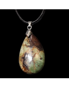 Pendentif Opale verte sur cordon