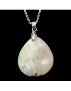 Pendentif Opale verte sur chaîne