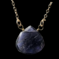 Pendentif Iolite avec chaîne dorée