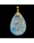 Pendentif Apatite bleue avec bélière dorée