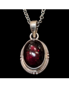 Pendentif Grenat cabochon serti Argent 925 sur chaîne