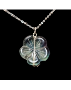 Pendentif Fluorite rainbow Fleur sur chaîne