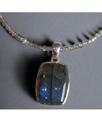 Pendentif Labradorite sur...