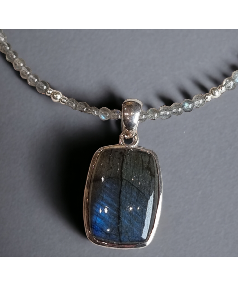 Pendentif Labradorite sur Collier labradorite perles facettées Argent 925