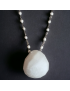 Pendentif Pierre de lune et Chaîne perles d'émail Acier