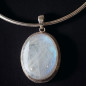 Pendentif Pierre de lune ovale sur chaîne rigide Argent 925