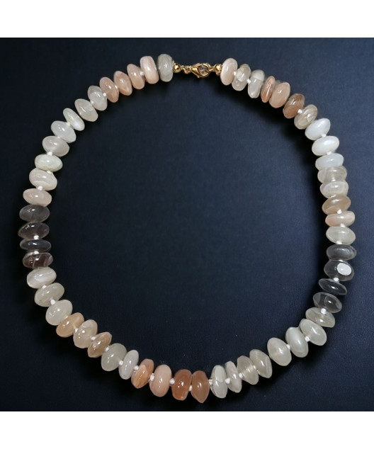 Collier Pierre de lune multicolore fermoir plaqué or