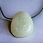 Pendentif Jade sur cordon réglable
