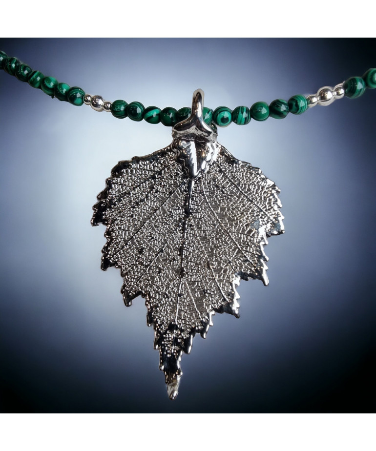 Pendentif Feuille Argent 925 sur collier Malachite